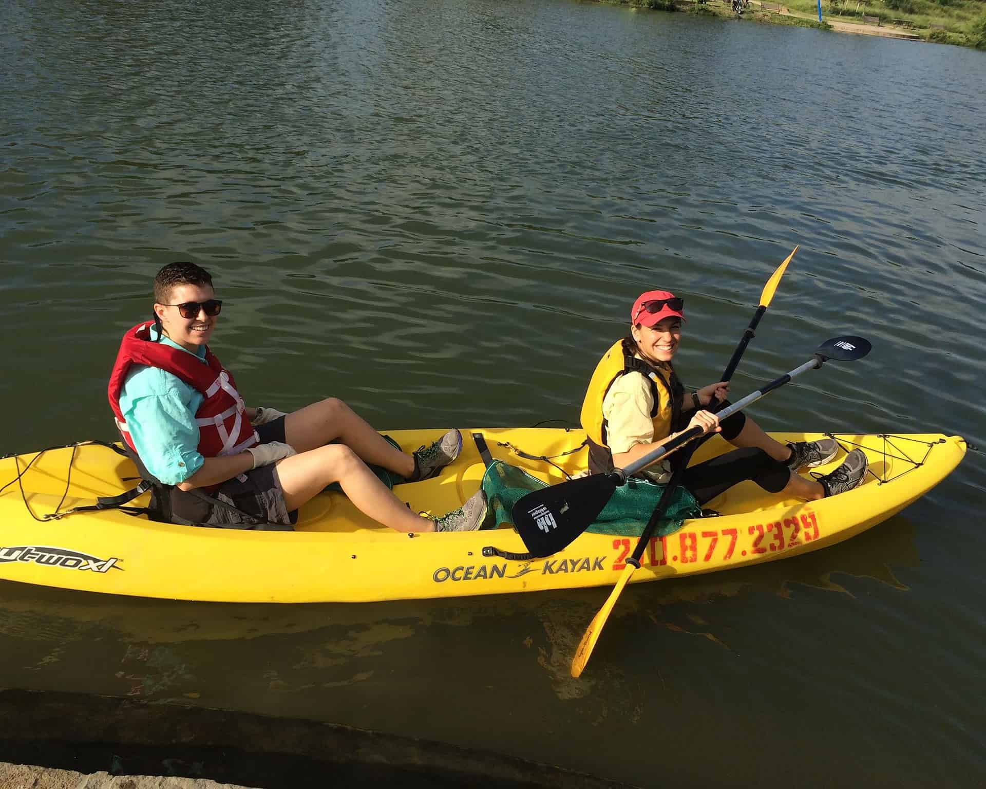River Warrior volunteers participate in paddling cleanup event