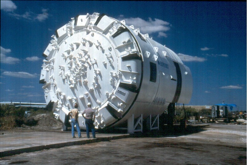 Construction of the San Antonio River Tunnel taking place