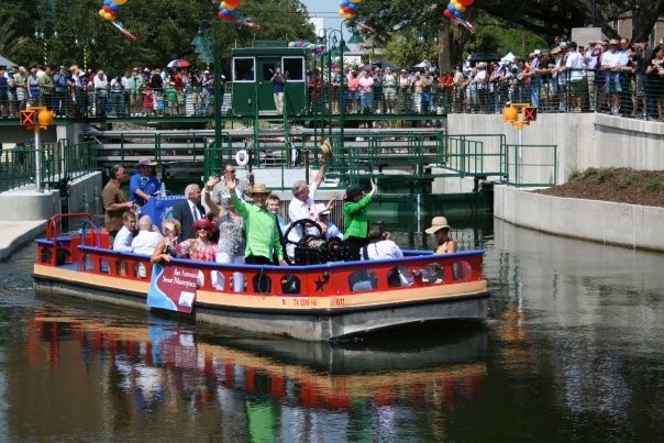 River Authority and project partners celebrate the grand opening of the Museum Reach in May 2009.