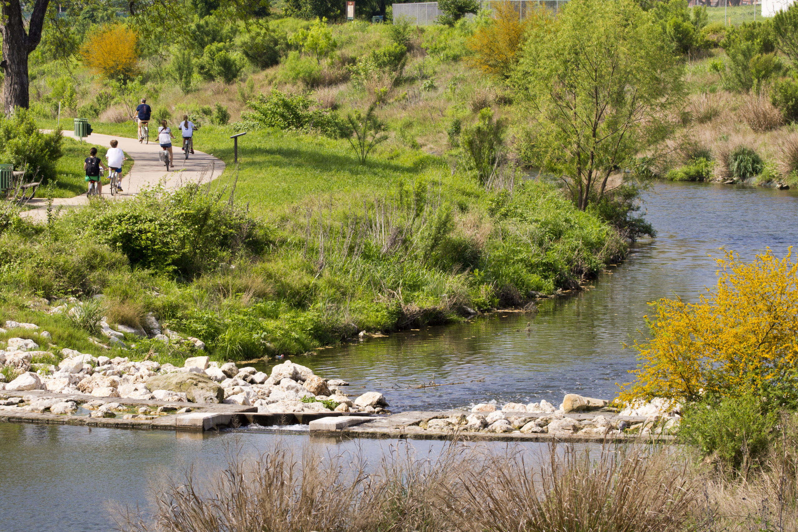 Mission Reach bike and hike path