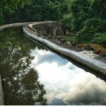 A body of water in an aqueduct